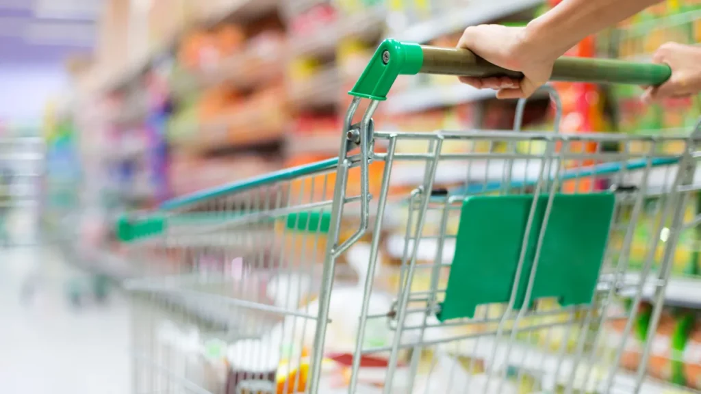 Que horas o supermercado mais próximo fecha Que horas o supermercado mais próximo fecha